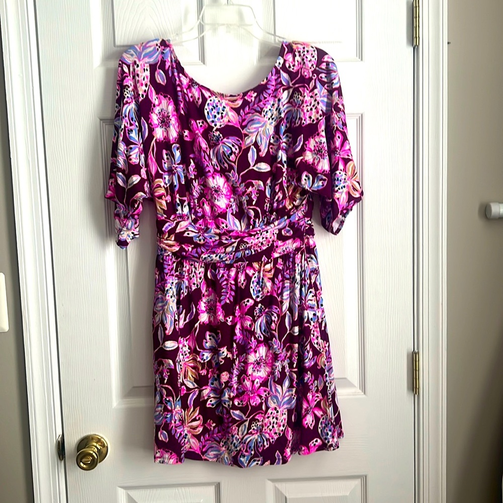 VGUC Lilly Pulitzer Size M Romper Cherry Tropical with a twist.